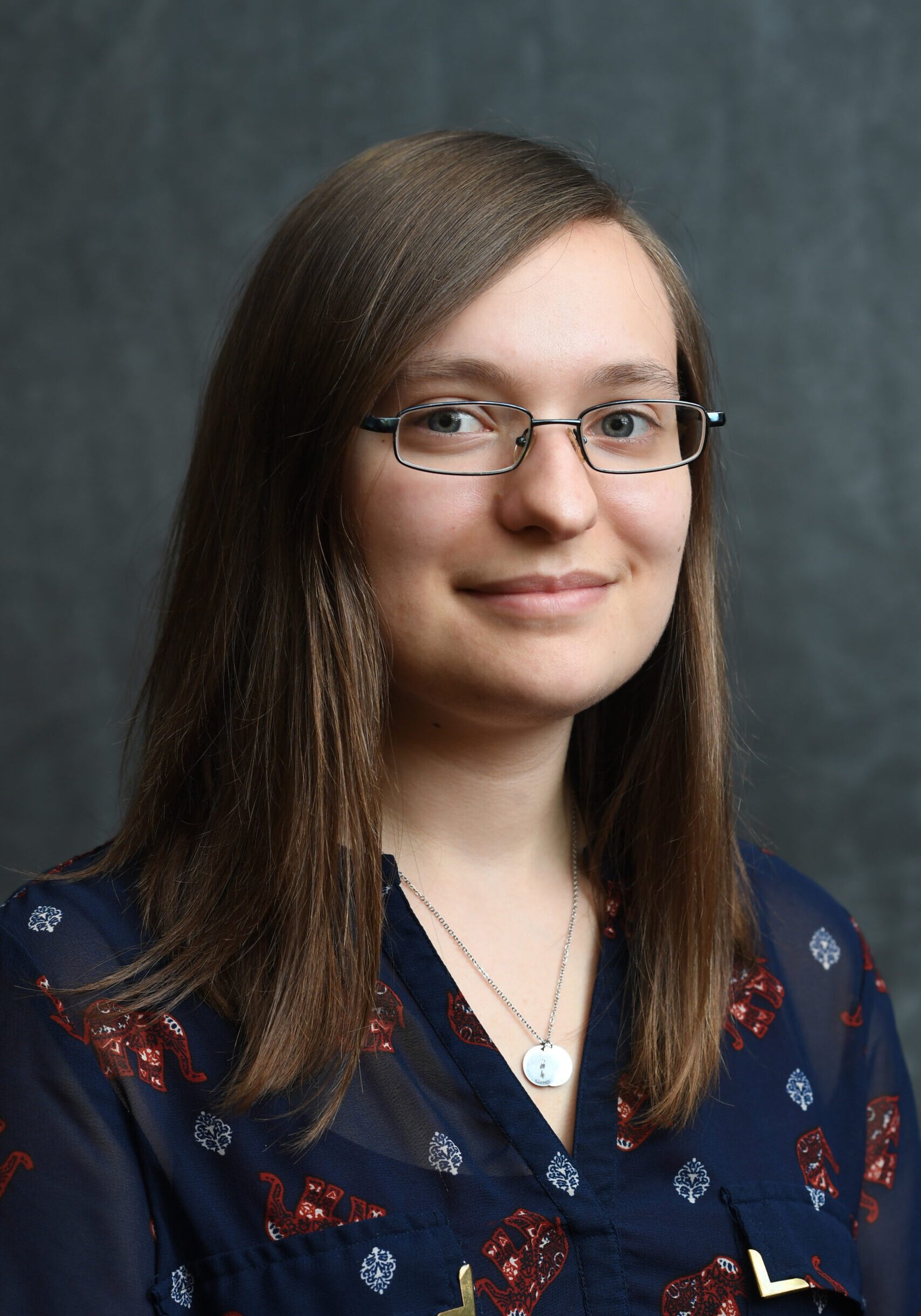 Professional Portrait Stacy Moppert